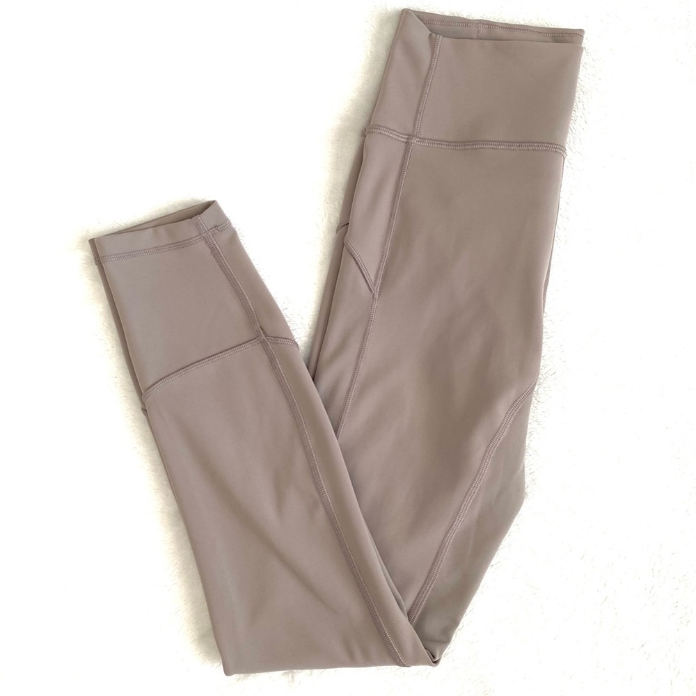 Lululemon In Movement Everlux Leggings 25” sz 4 in Dark Chrome